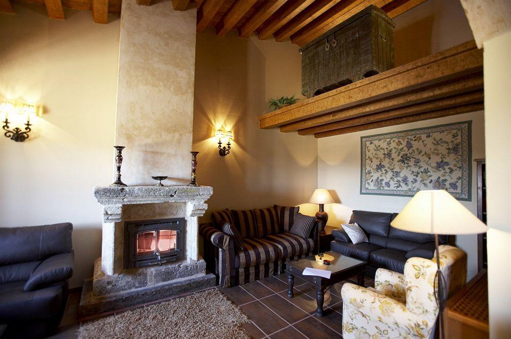 Ibersol La Casona De Andrea Otel Tiedra Dış mekan fotoğraf