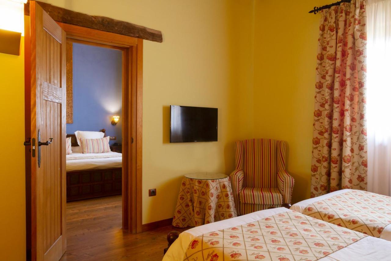Ibersol La Casona De Andrea Otel Tiedra Dış mekan fotoğraf