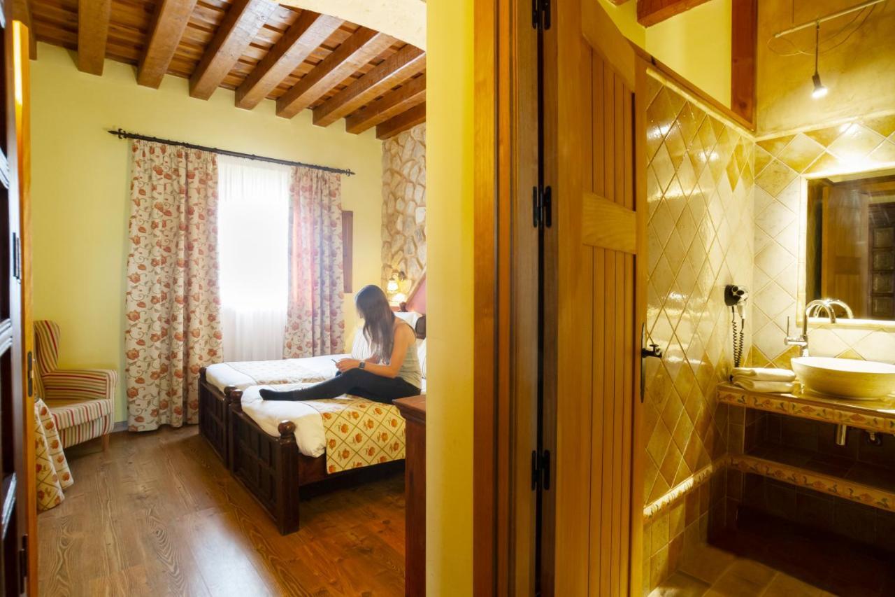 Ibersol La Casona De Andrea Otel Tiedra Dış mekan fotoğraf